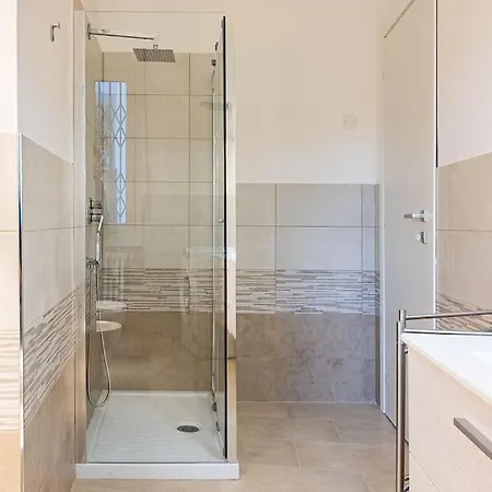 Guest Planet - Cozy Housing Porta Romana M3 Milan